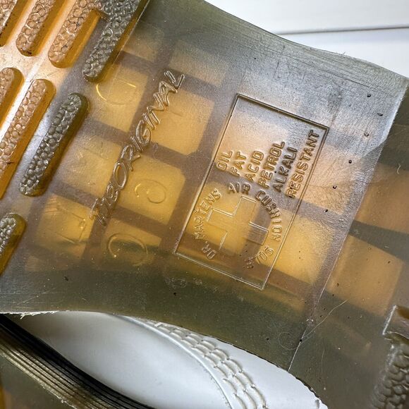 Dr Martens 1460 White‎ Smooth Leather Lace Up Combat Boots 8 Eye Size US 8 - Picture 9 of 11